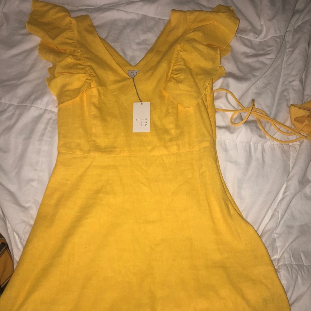 Yellow spring/sun dress